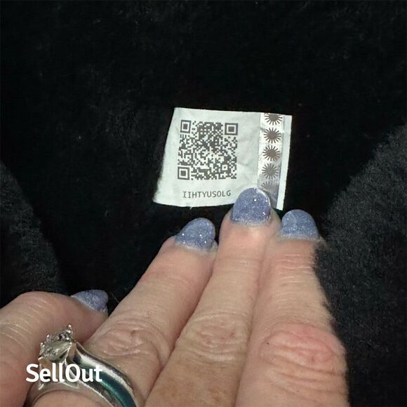 UGG Women's Bailey Button Triplet II Black Boots Size 6 Standard - Picture 9 of 10